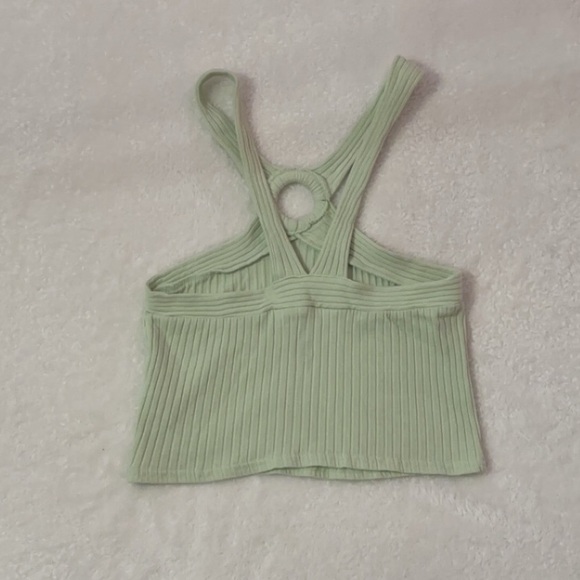Green Halter Neck Crop Top - Picture 5 of 7